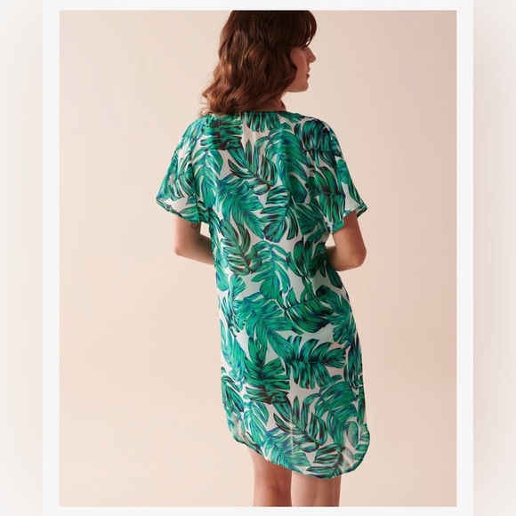 La Vie En Rose Green Chiffon Tunic - Picture 3 of 9